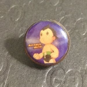 🖤RARE💕VINTAGE Astro boy small pin
